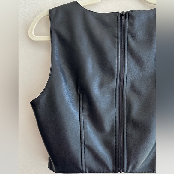7 For All Mankind Black Faux Leather Corset Crop Top, Size Medium - Picture 14 of 16